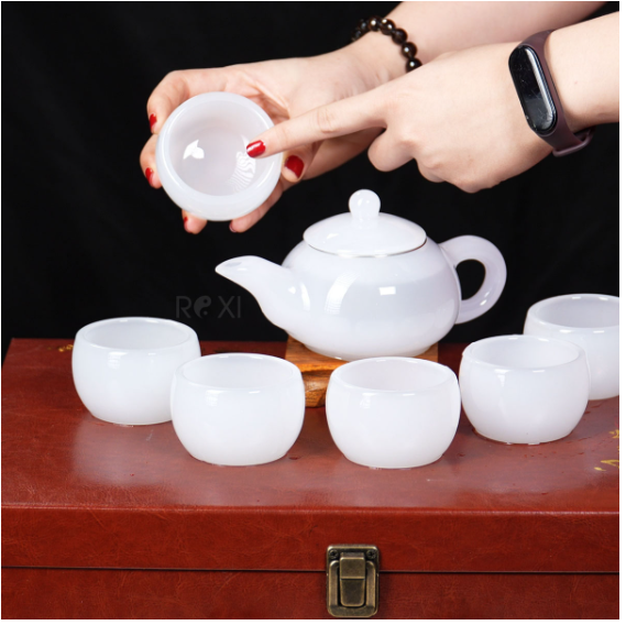Bộ ấm chén đá ngọc Onyx tự nhiên có Màu trắng hồng.png